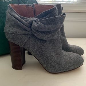 Louise et Cie Gray Ankle Boots with Bow Detail